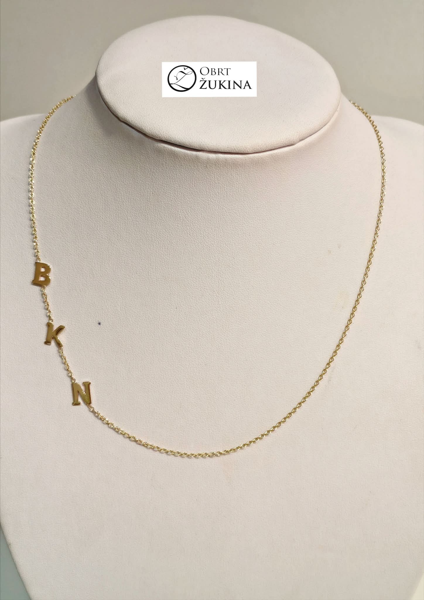 ZLATNA OGRLICA S 3 SLOVA